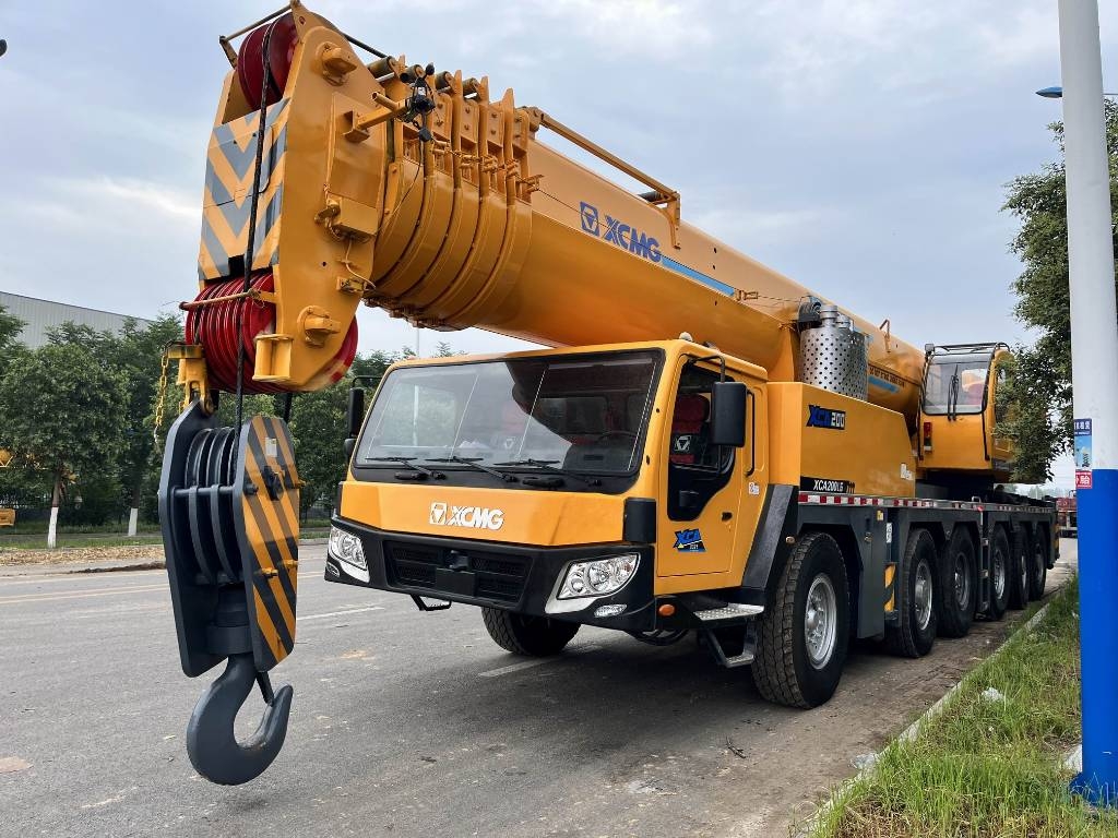 Grue tout-terrain XCMG XCA200 — occasion 2017, 5 949 h