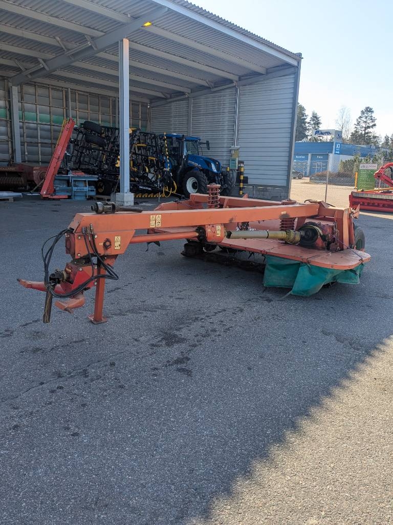 Kverneland Taarup 4028