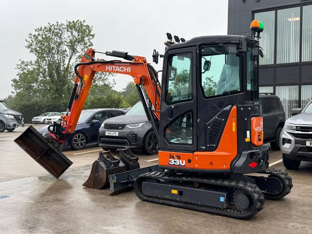 Hitachi ZX33 U-6 CLR