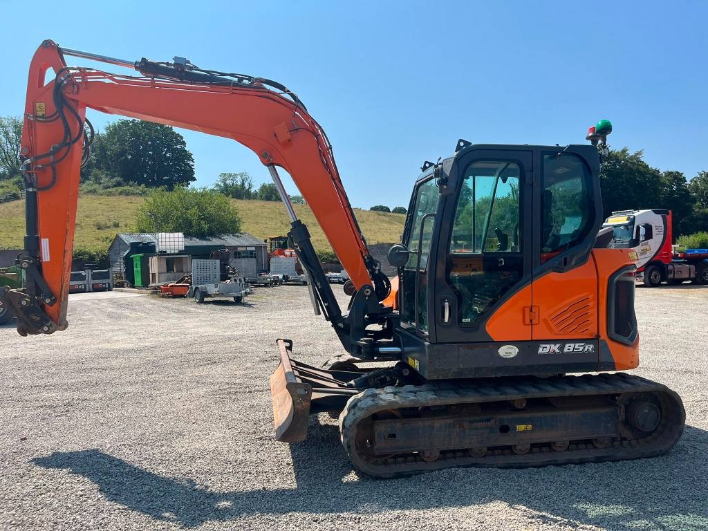 Develon DX 85 R-7
