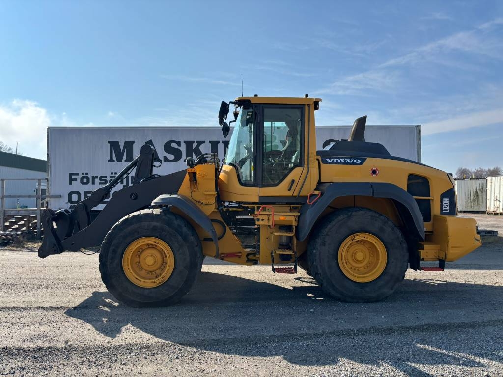 Volvo l120