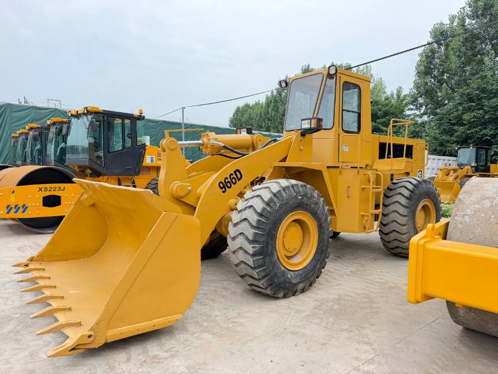 CAT 966D