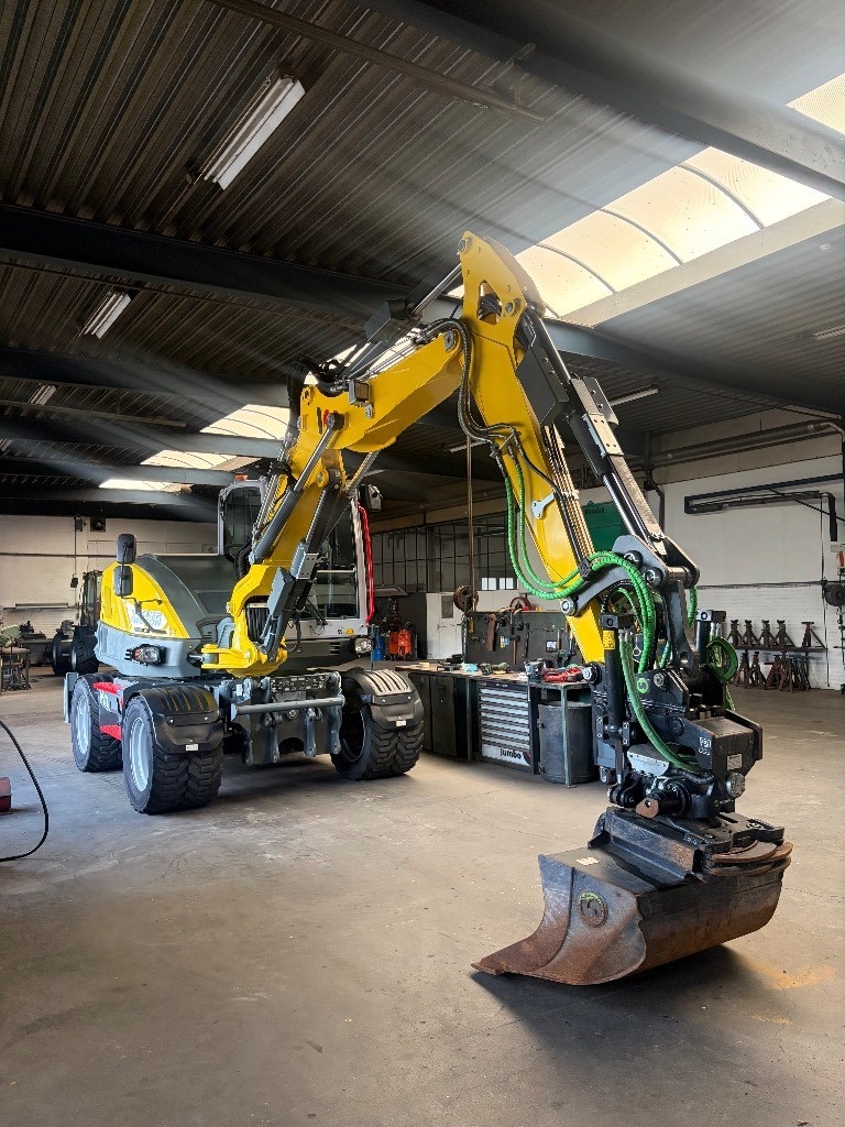Pelle sur pneus Wacker Neuson EW 100 | Steelwrist | 40kmh | 100kw — occasion 2023, 480 h
