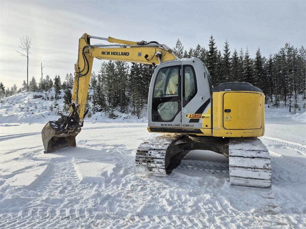 New Holland E135BSR -2
