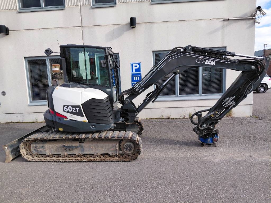 ECM 60 ZT - UUDET KUMILAPUT!
