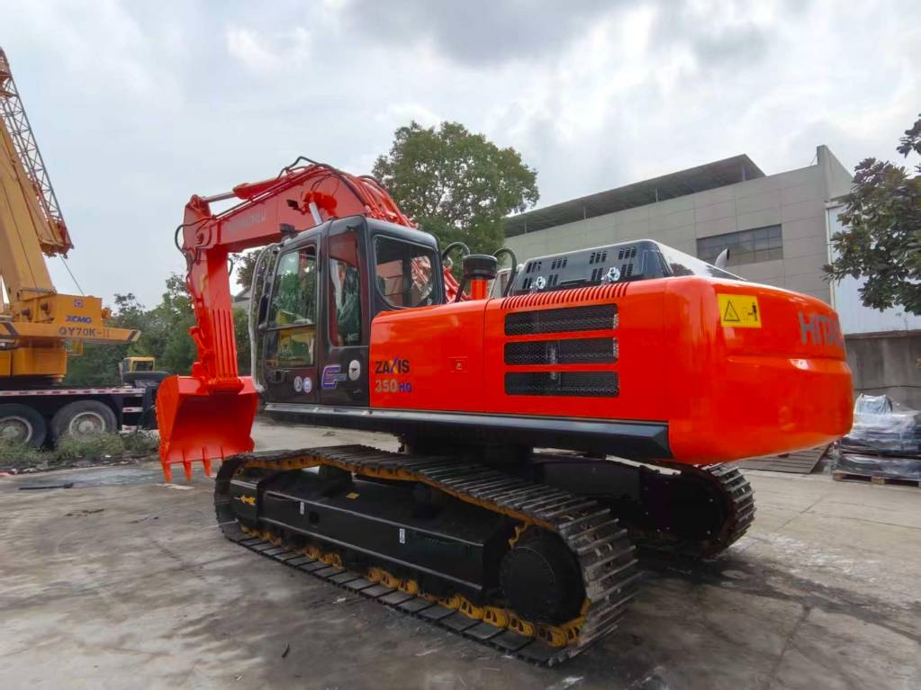 Pelle sur chenilles Hitachi ZX-350H-3G — occasion 2024, 350 h