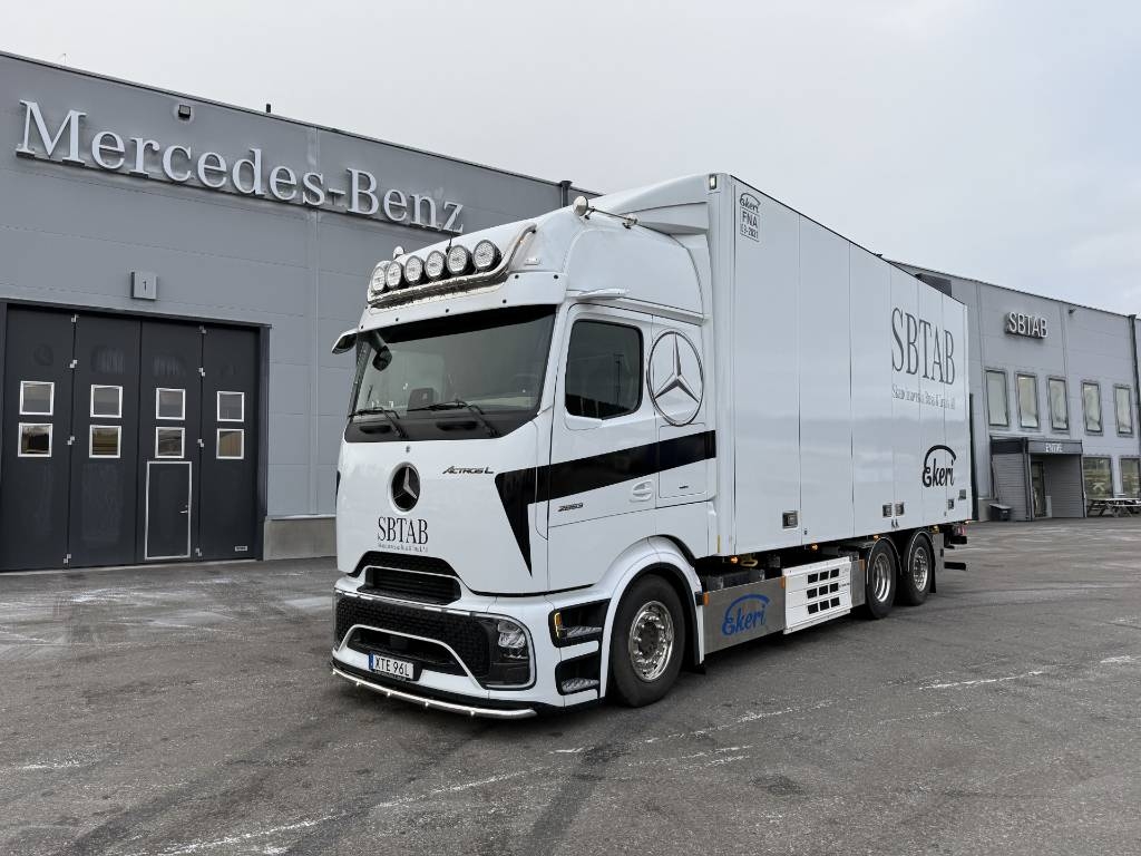 Mercedes-Benz Actros 2853