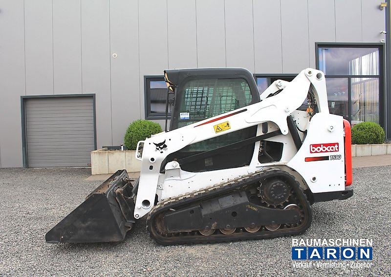 Chargeuse compacte Bobcat T590 (wie 463 453 SL1635 SL1640) — occasion 2013, 2 205 h