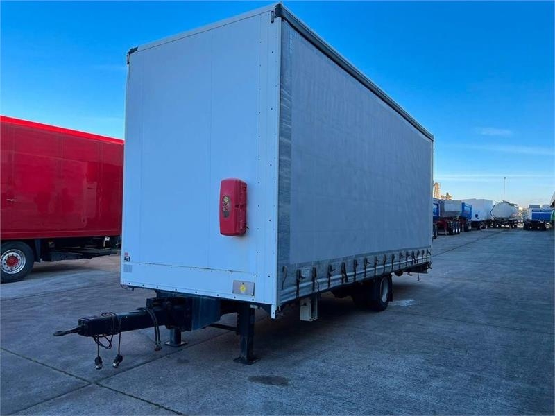 Ackermann Z-KA F10.5 Bal Oldalán Függöny Ponyvás