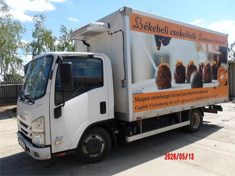 Isuzu N2R ThermoKing V200