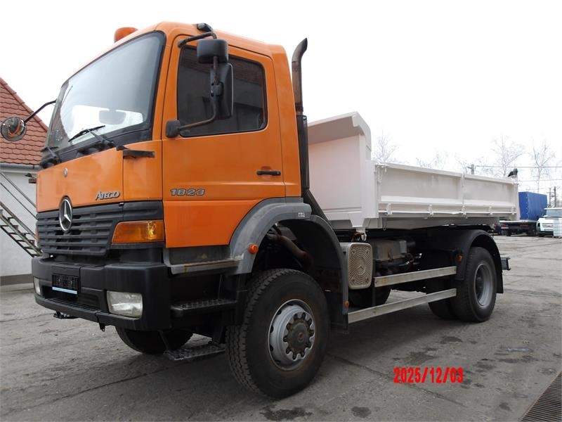 Mercedes-Benz Atego 1823 4x4 Billencs