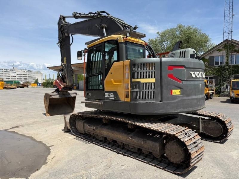 Pelle sur chenilles Volvo ECR235EL — occasion 2016, 12 615 h