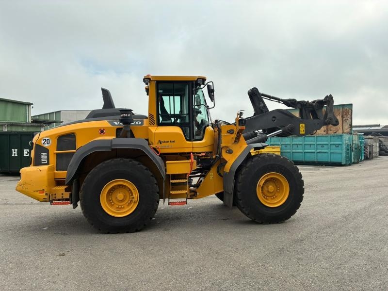 Chargeuse sur pneus Volvo L110H — occasion 2022, 8 420 h