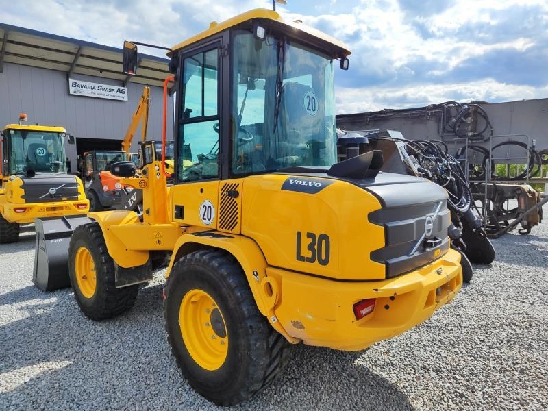 Chargeuse sur pneus Volvo L30H — occasion 2024, 1 338 h