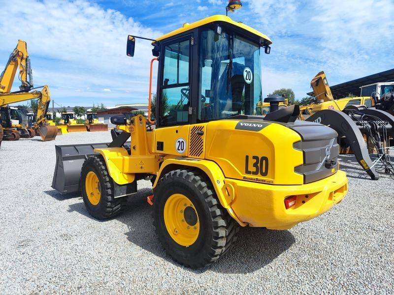 Chargeuse sur pneus Volvo L30H — occasion 2024, 1 340 h