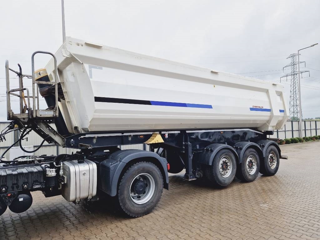 Schwarzmüller K3A * steel tipper *27m3 * 4x4 * saddle 1 380 mm*