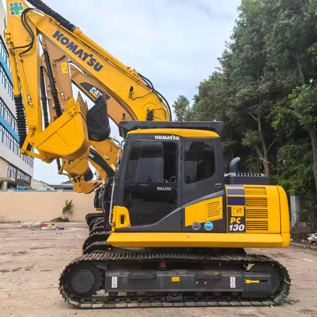Pelle sur chenilles Komatsu PC130 — occasion 2024, 1 000 h
