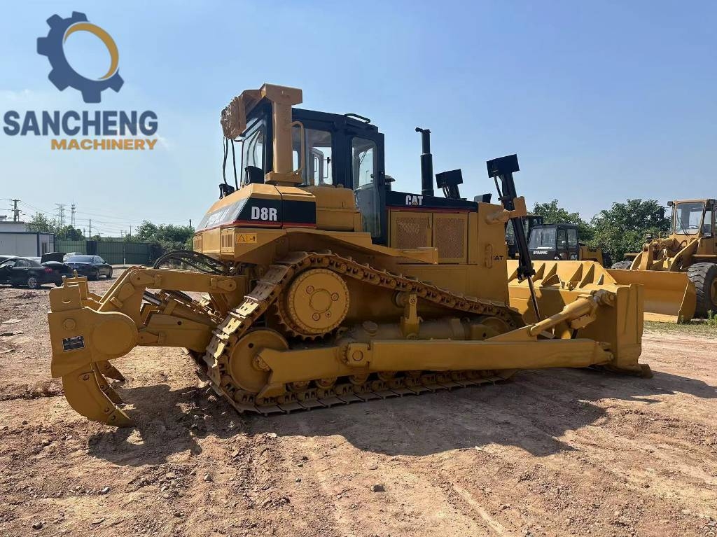 CAT D 8 R