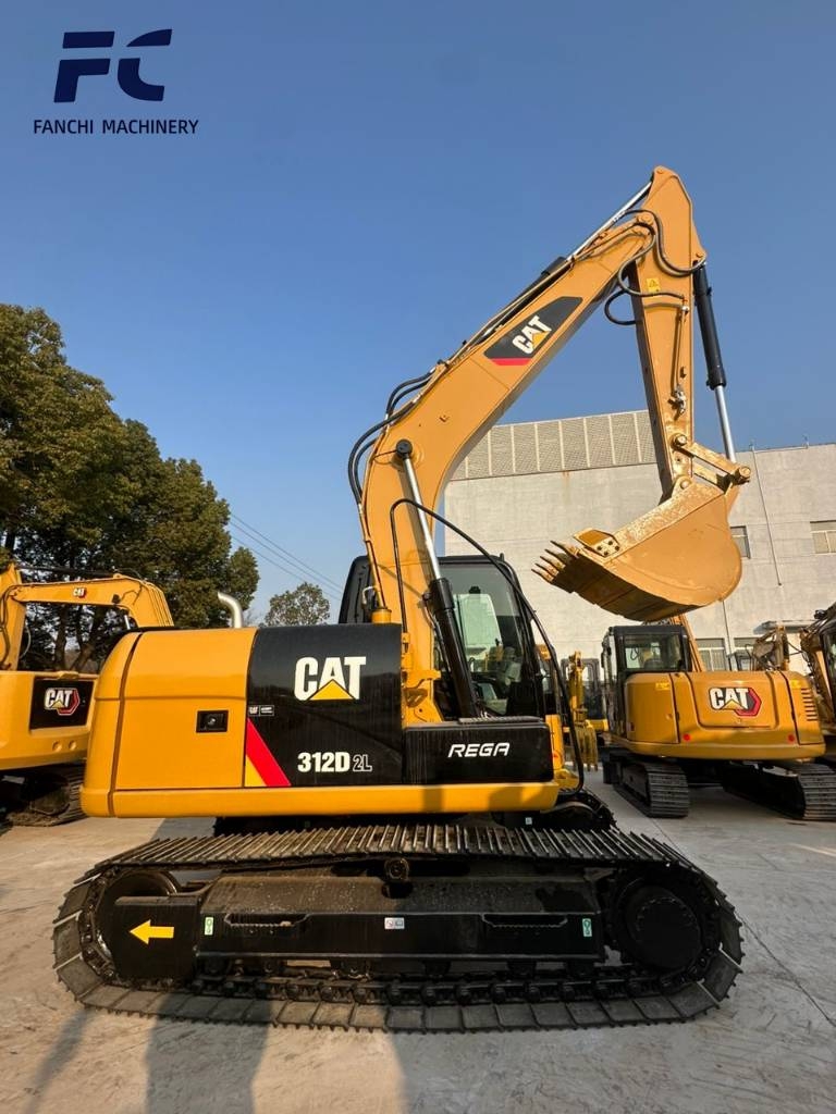 Pelle sur chenilles Caterpillar 312 — occasion 2023, 500 h