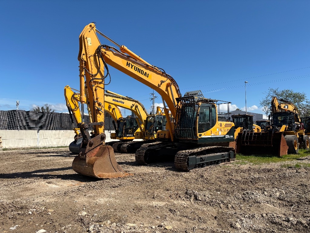 Hyundai R220LC-9