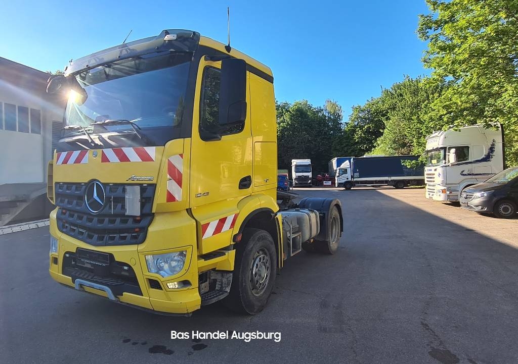 Mercedes-Benz Arocs 1843