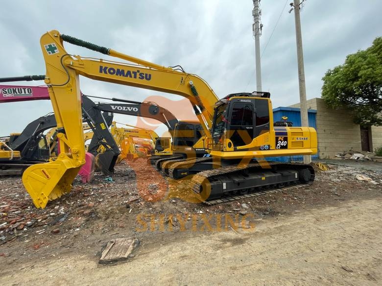 Komatsu PC 240-8