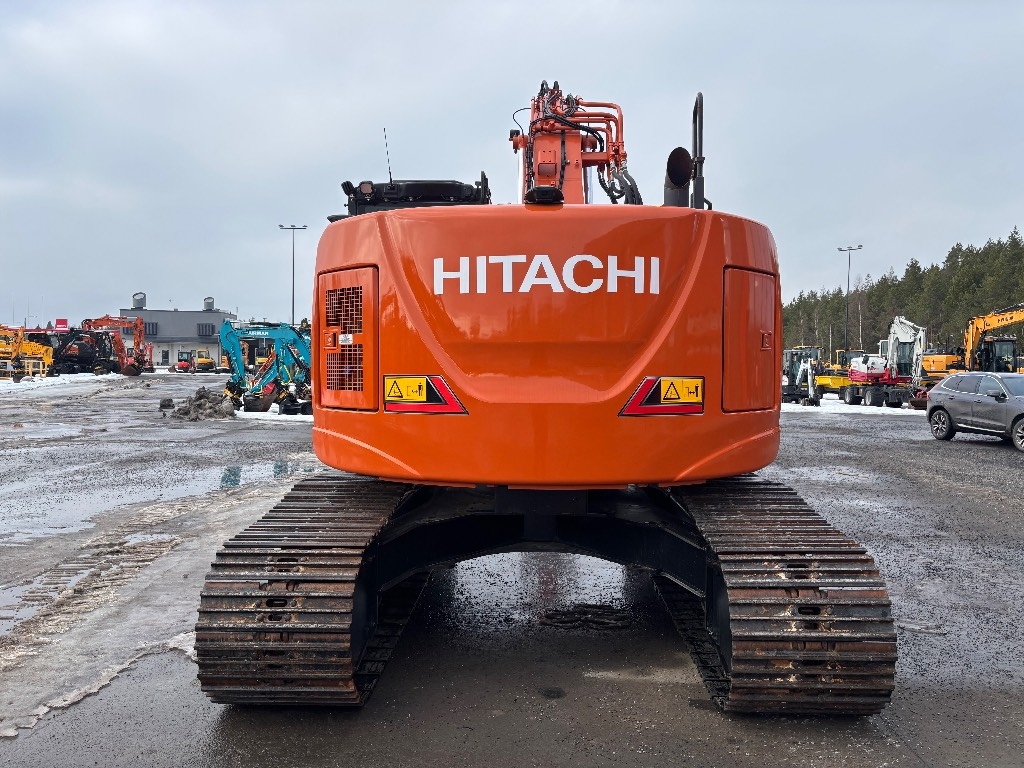 Hitachi ZX 225 US-7 / Engcon, Rasvari, Lämmitin, StageV kuva 4
