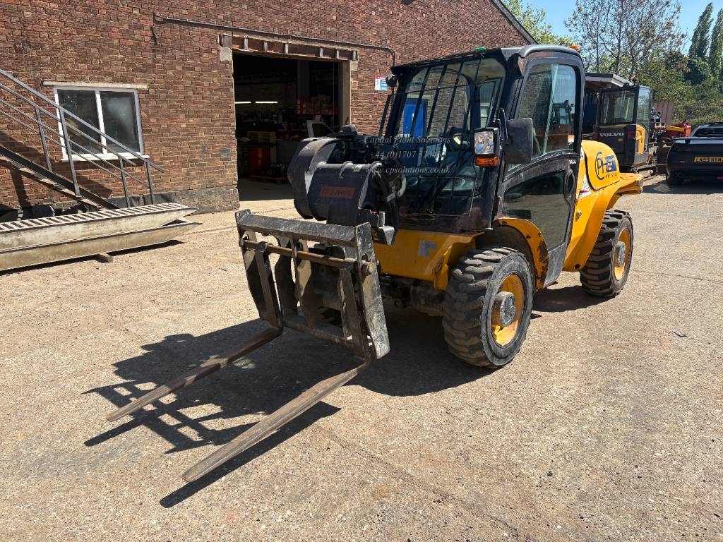 JCB 520-40