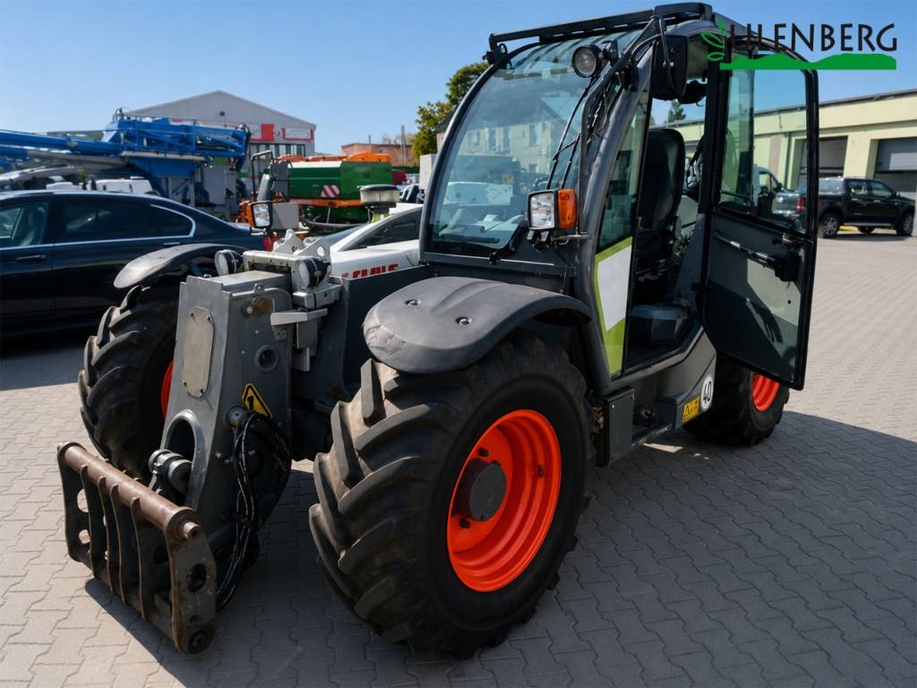 CLAAS Scorpion 7030