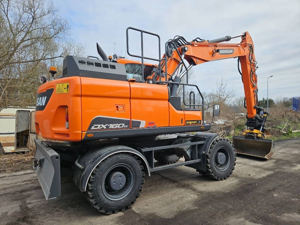 Doosan DX 160 W