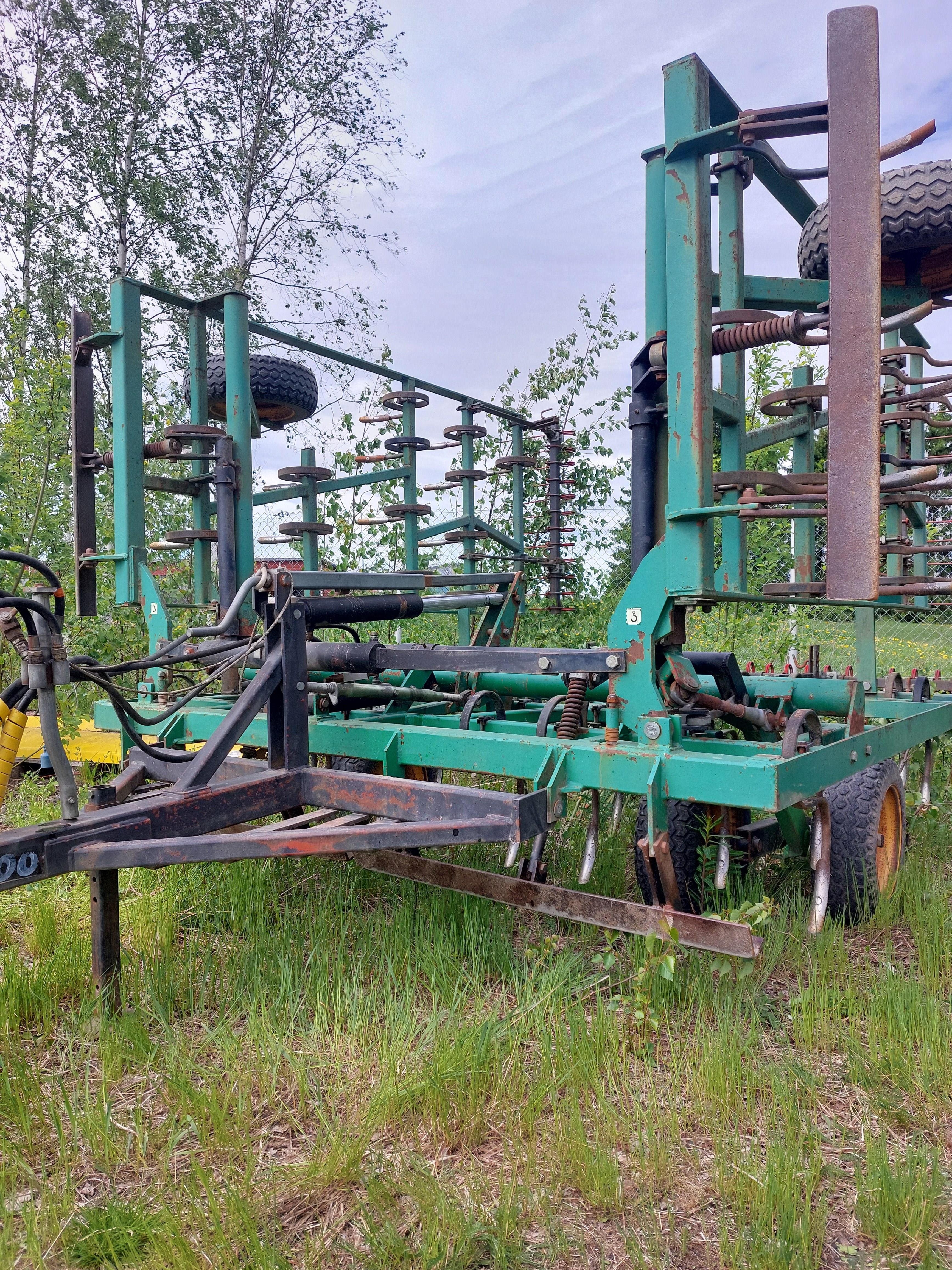Kronos Joustopiikkiäes Arator 500
