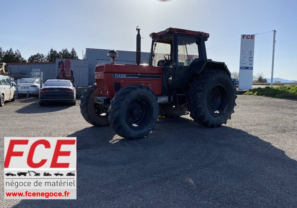 Case IH 1255XL/AXL Carte Grise Francaise endommagé