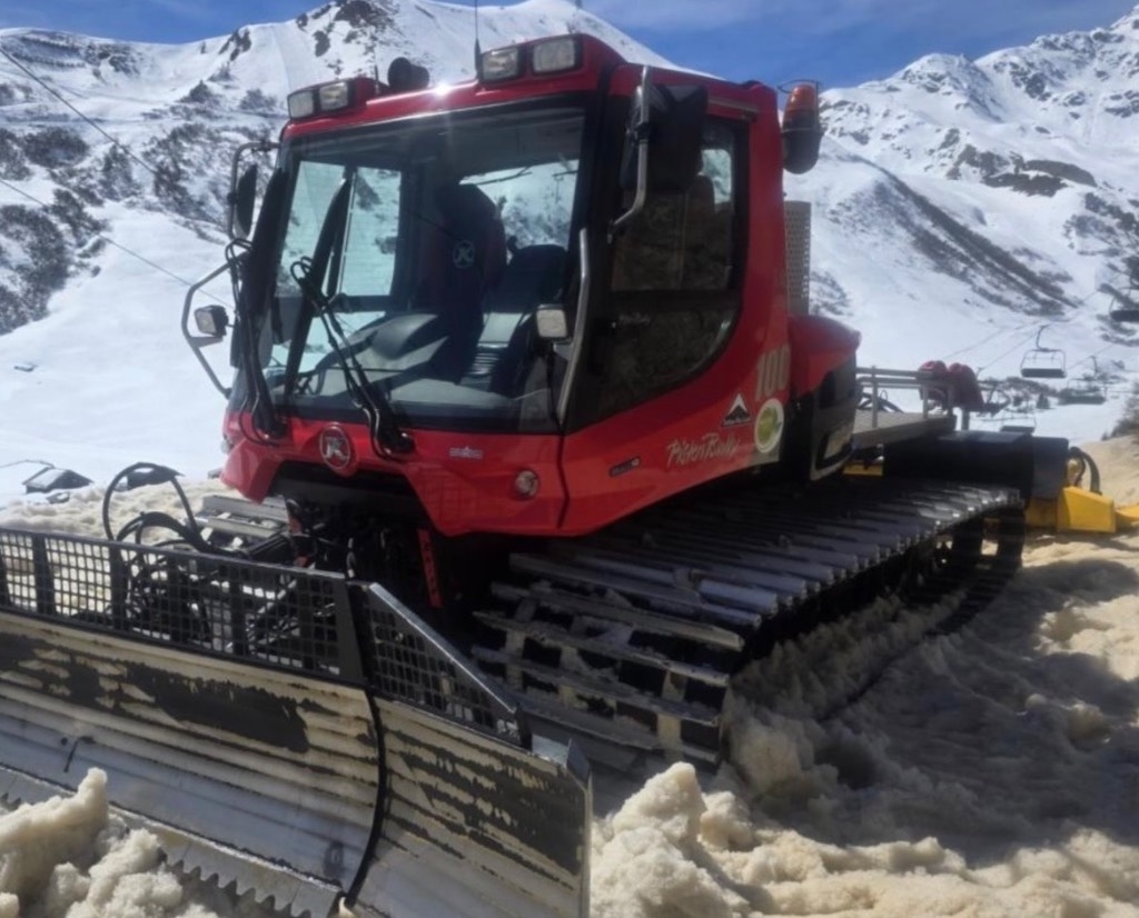 Pisten Bully PB100