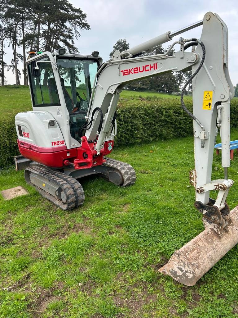 Takeuchi TB 230