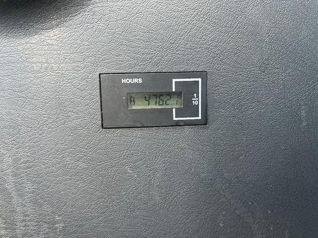 Hyundai HX 130 / Kallistaja, Metsävarusteltu, Uudet ketjut kuva 16