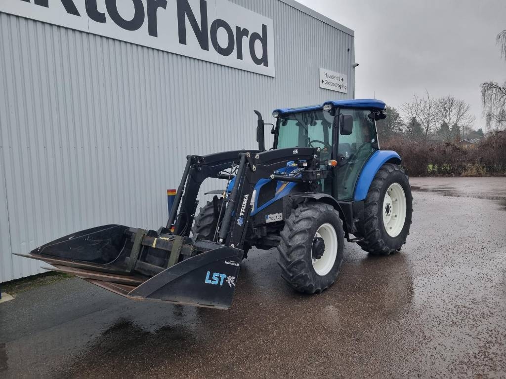 New Holland TD 5.85 lastare endast 390h