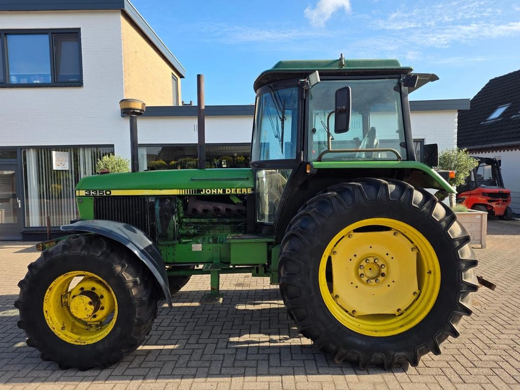 John Deere 3350 6 cilinder tractor