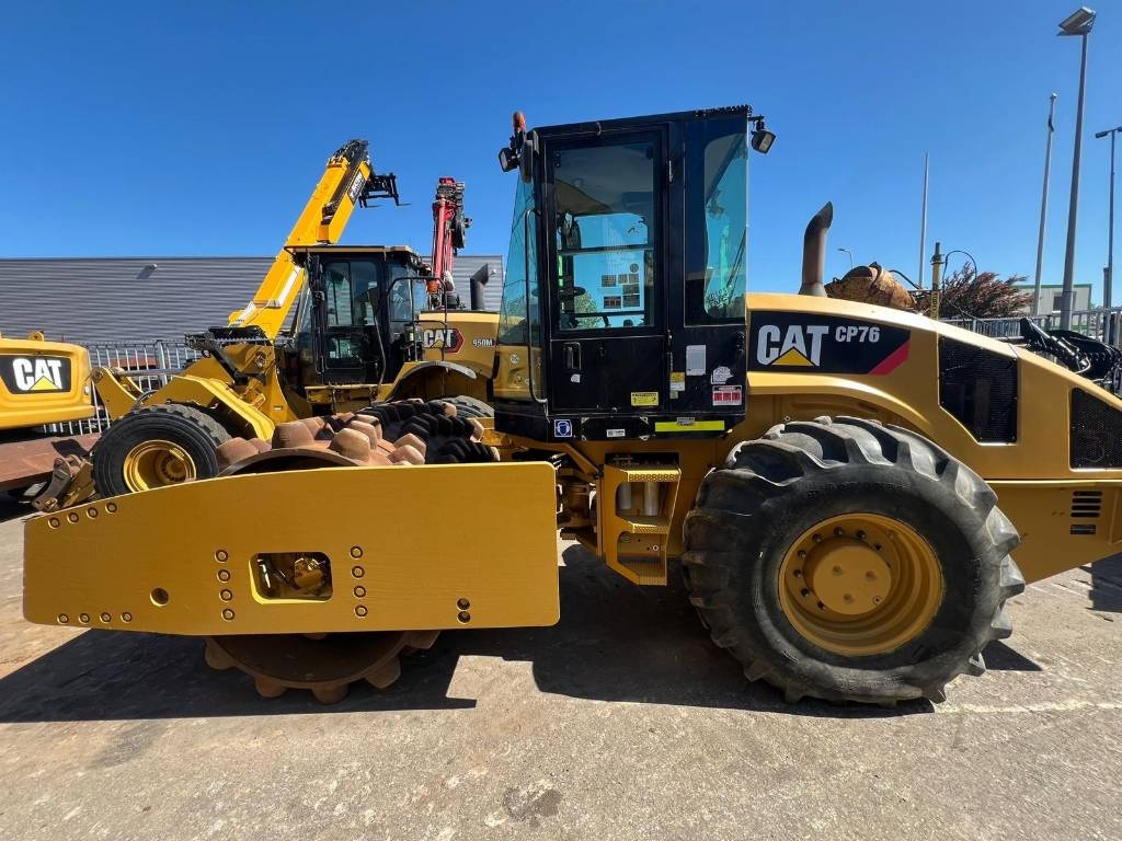 CAT CP76