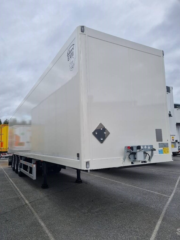 Ekeri ADR EXIII semi trailer - VUOKRATTAVANA!