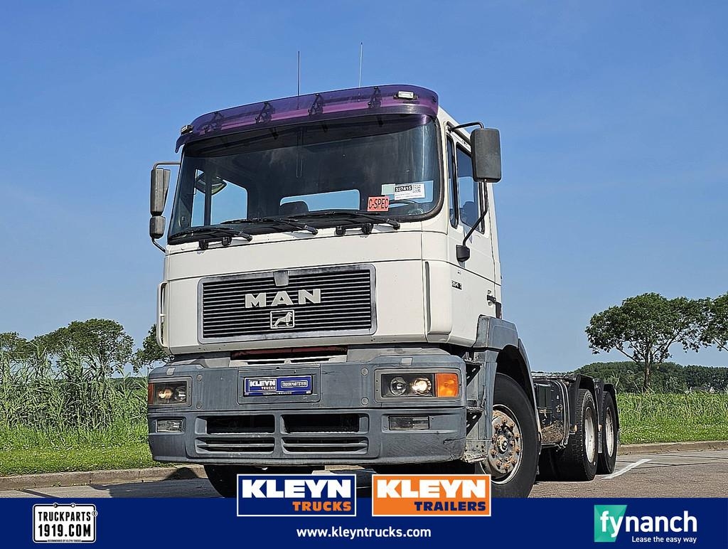MAN 26.403 F2000 6X4 MANUAL