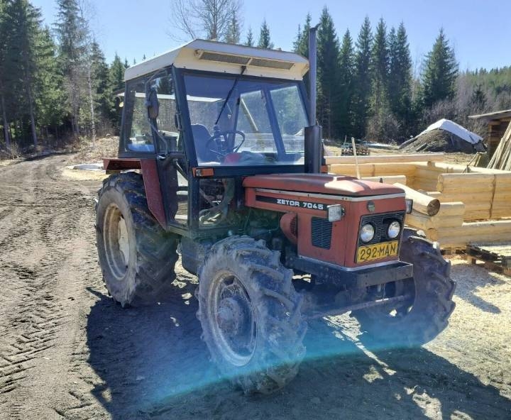 Zetor 7045