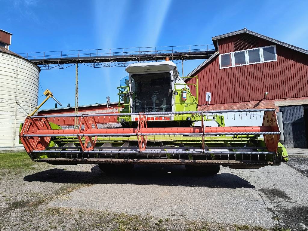 CLAAS Dominator 106 Hydro