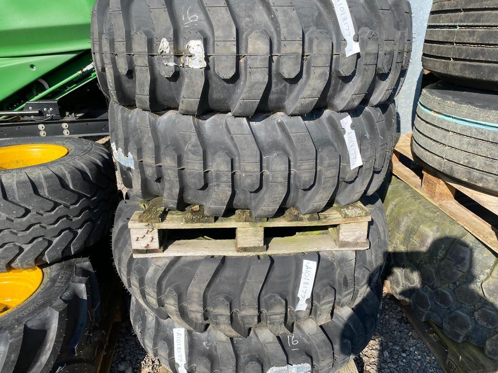 FORKLIFT