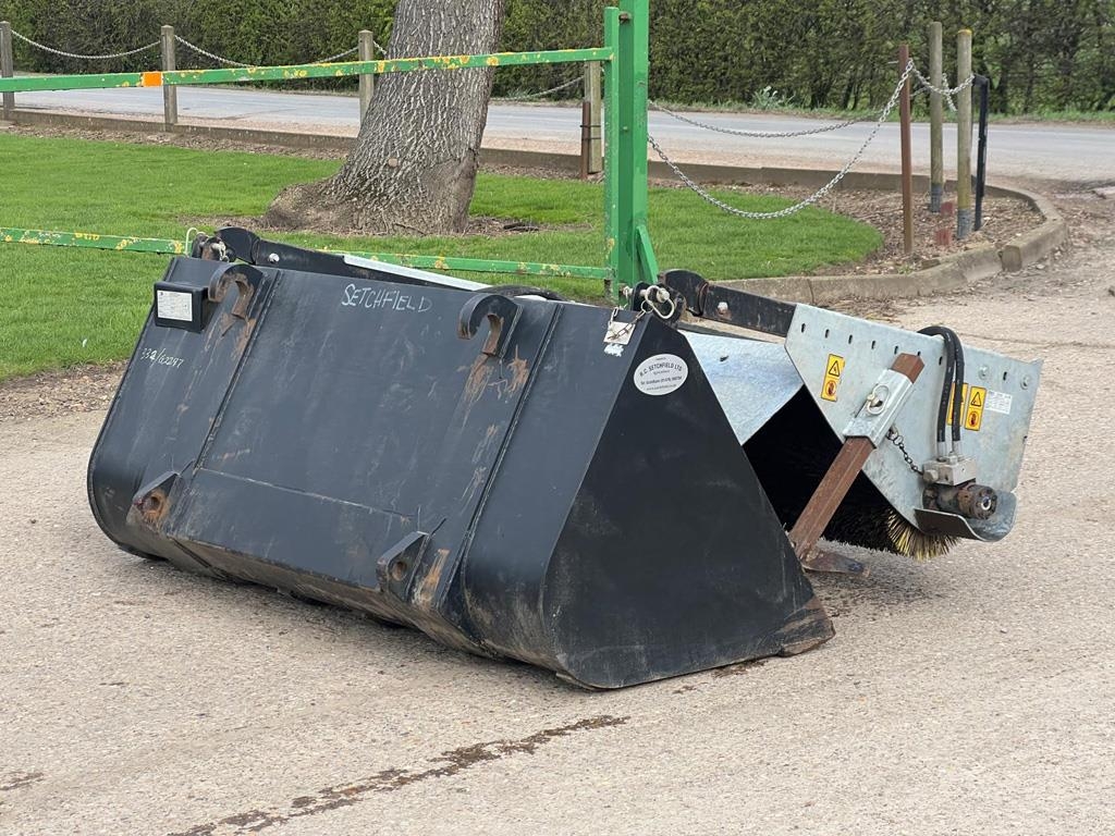 JCB 0.9M3