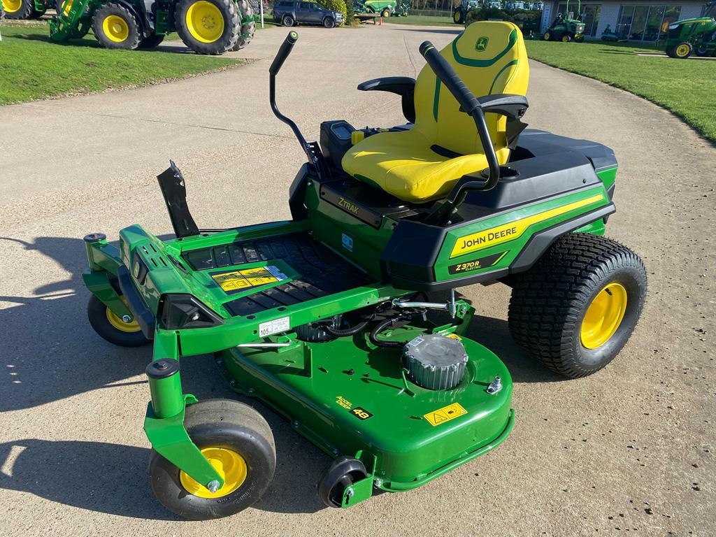 John Deere Z370R + 48