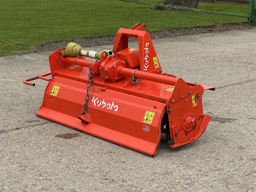 Kubota TRC140