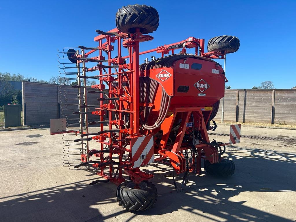 Kuhn MEGANT600-40