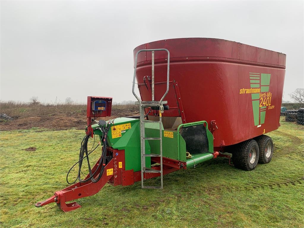 Strautmann VM2401
