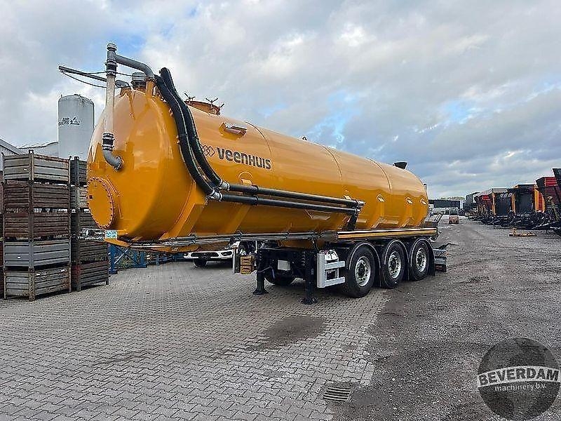 Veenhuis Komt binnen ! 2x mestoplegger