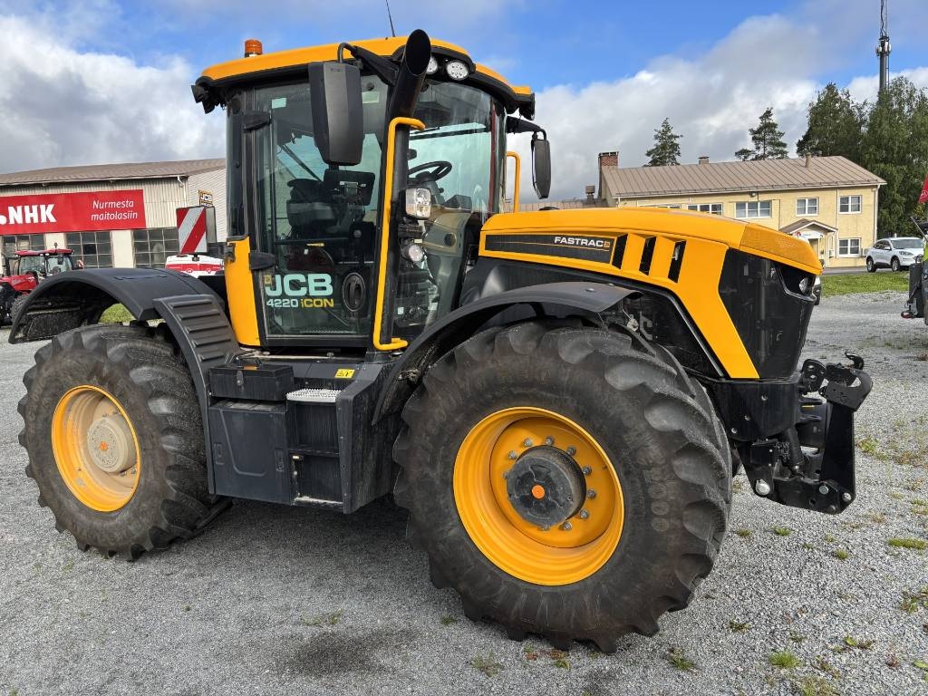 JCB Fastrac 4220 iCON